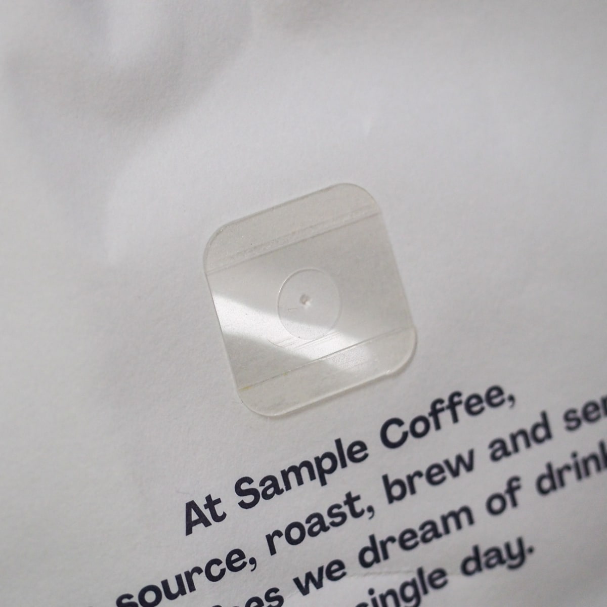 Coffee beans degassing valve